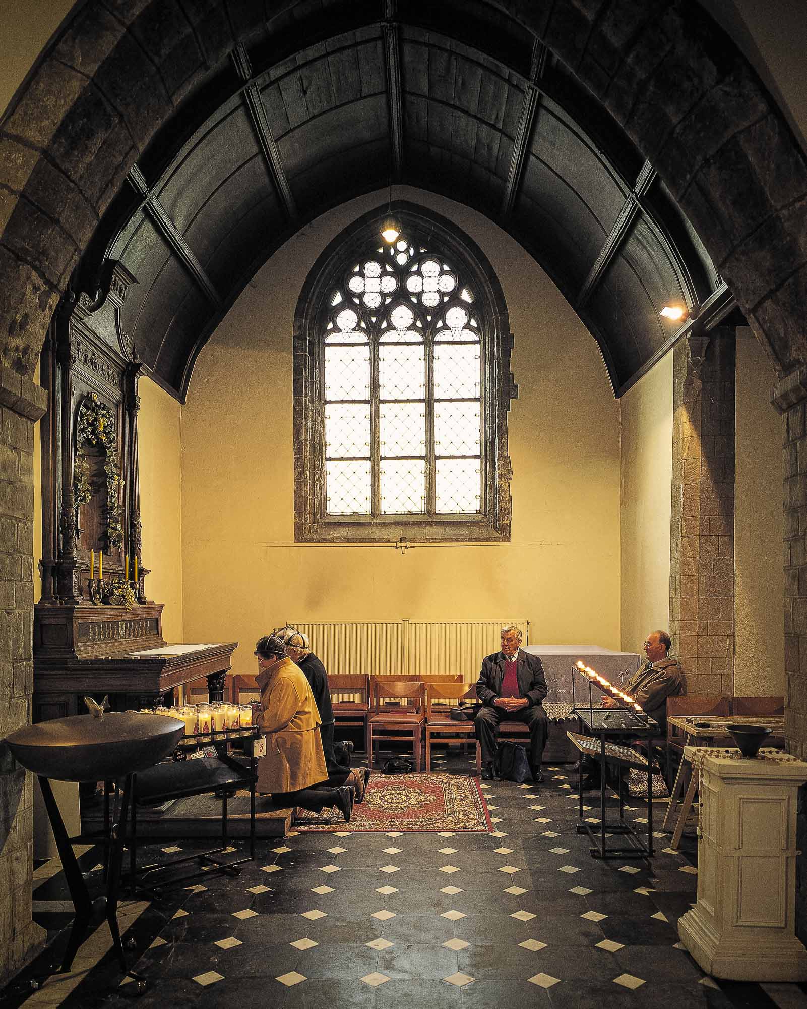 Bart-Deseyn-photographer-chapels-in Flanders-25 Chapels in Flanders, Onze-Lieve-Vrouw Ten Steenkapel, Grimde