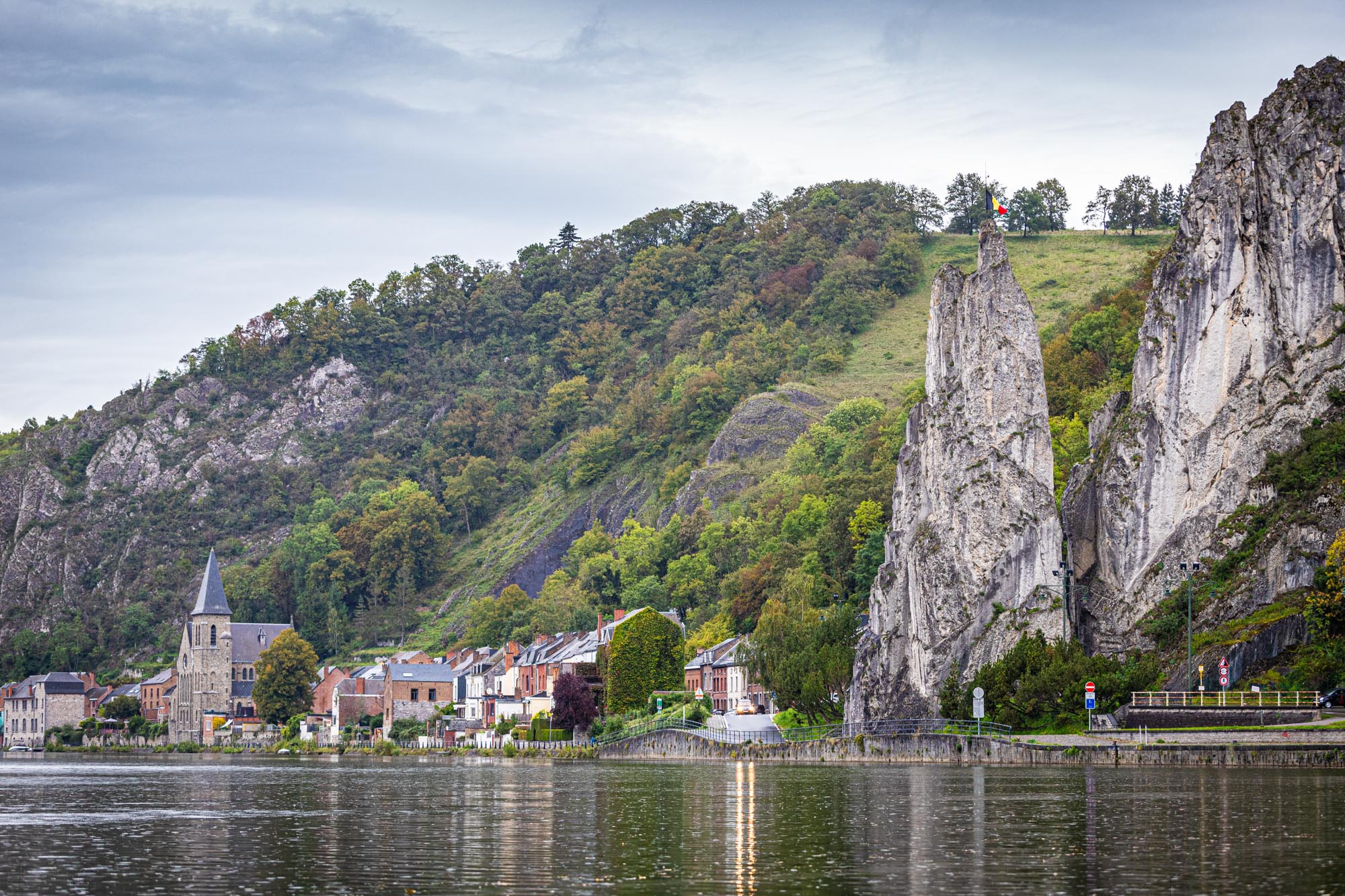A Micro-Adventure on Europe’s Oldest River-28 De Bayard rots