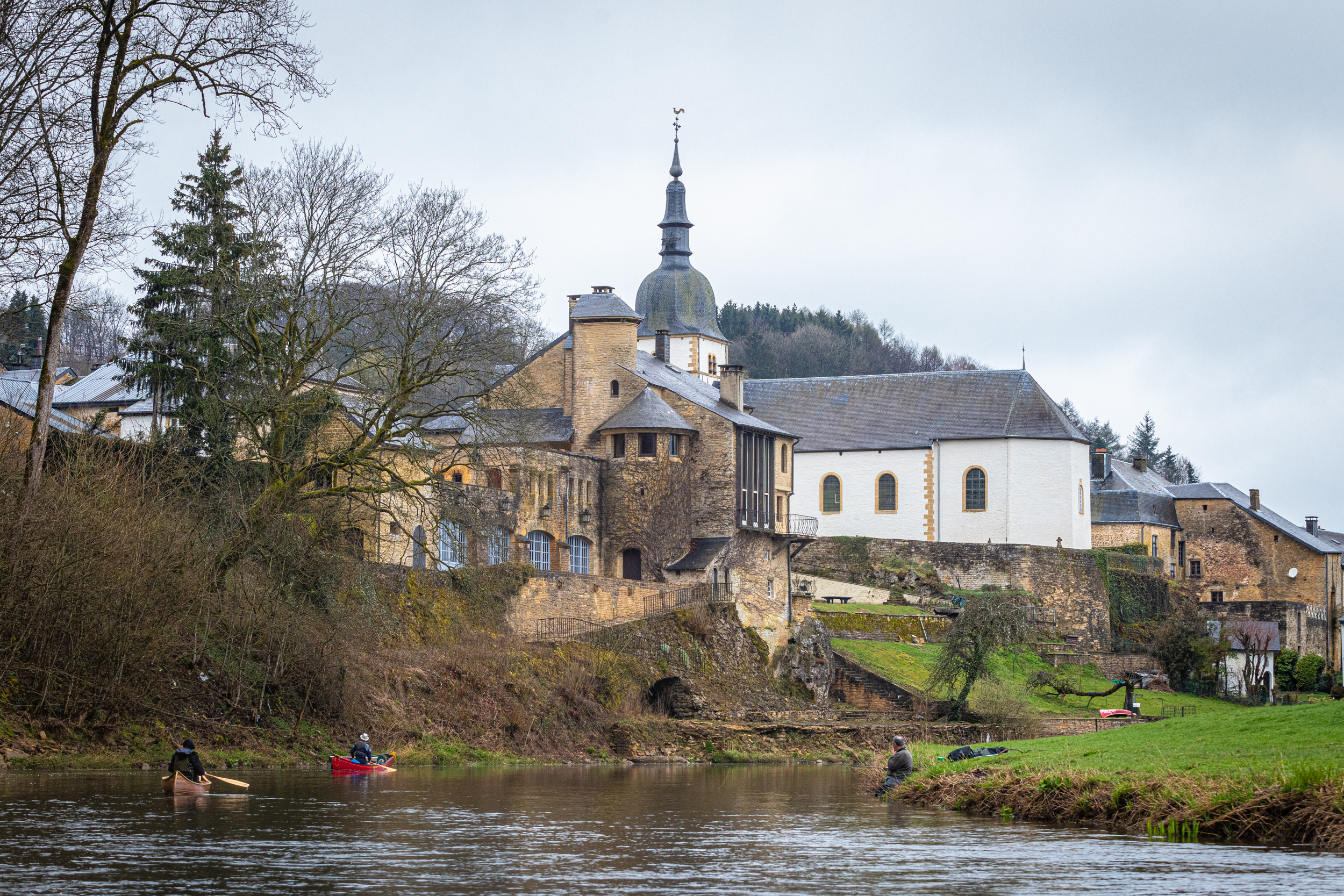 Drie dagen op de Semois: een kanotocht door Gaume en Ardennen de semois in chassepiere