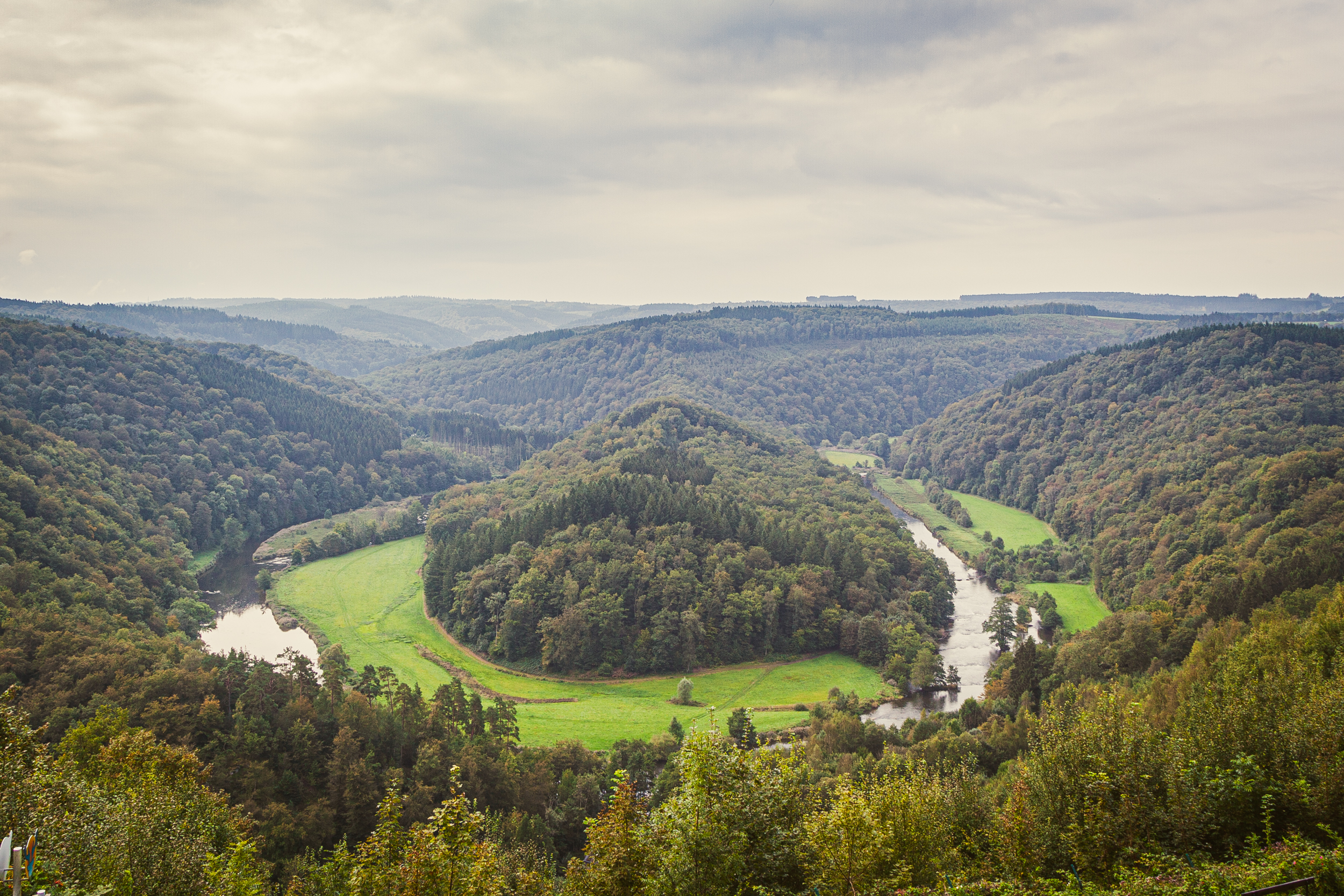 Drie dagen op de Semois: een kanotocht door Gaume en Ardennen tombeau du geant